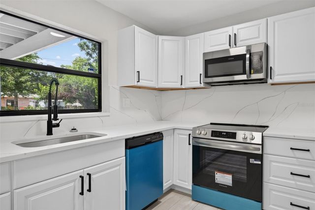 763 65TH AVENUE S, St Petersburg, FL 33705