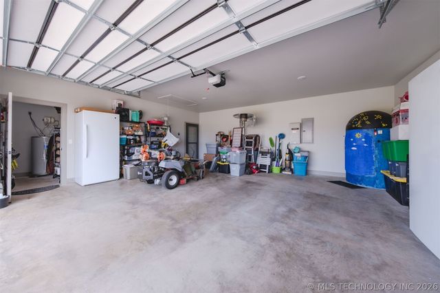 16860 W Sierra, Tahlequah, OK 74464