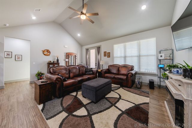 16860 W Sierra, Tahlequah, OK 74464