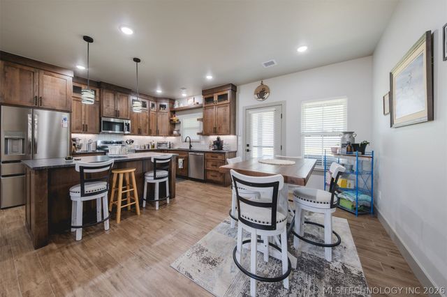 16860 W Sierra, Tahlequah, OK 74464