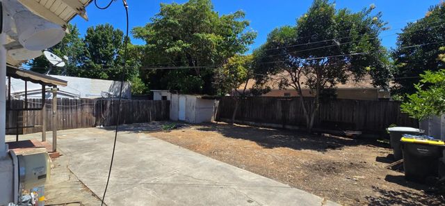 393 Beemer Avenue, Sunnyvale, CA 94086