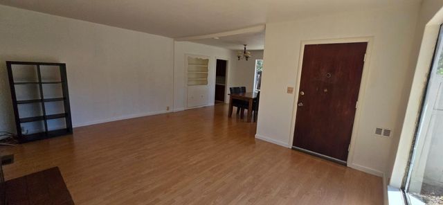 393 Beemer Avenue, Sunnyvale, CA 94086