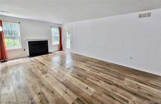 47865 Cardiff Avenue, Canton, MI 48188