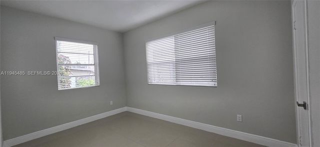 75 SW 32nd Ct Rd, Miami, FL 33135