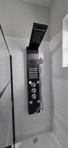 75 SW 32nd Ct Rd, Miami, FL 33135