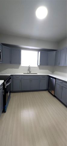 75 SW 32nd Ct Rd, Miami, FL 33135