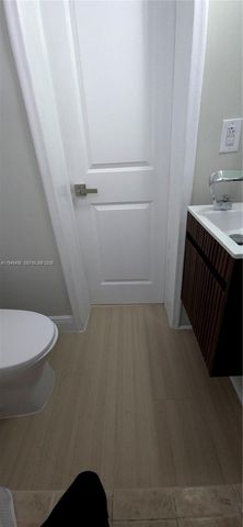 75 SW 32nd Ct Rd, Miami, FL 33135