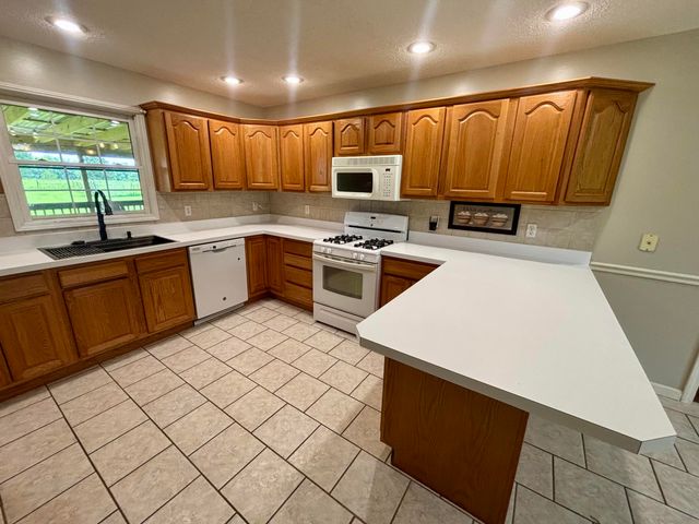 153 Webster Lane, Calvert City, KY 42029