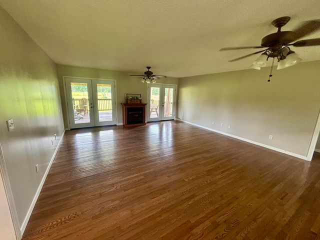 153 Webster Lane, Calvert City, KY 42029