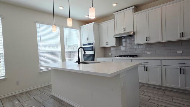 1826 Aslynn Circle, Aubrey, TX 76227