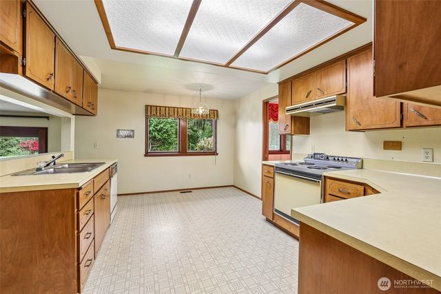 5401 Ocean Avenue, Everett, WA 98203