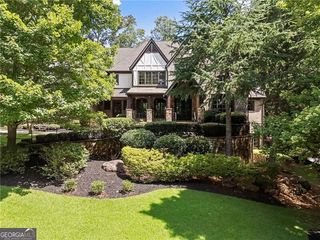 989 Middle Fork Trail, Suwanee, GA 30024