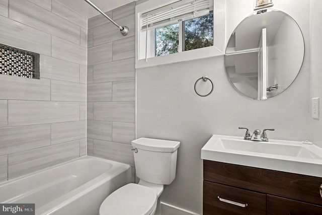 1719 FRANKFORD ST SE, Washington, DC 20020