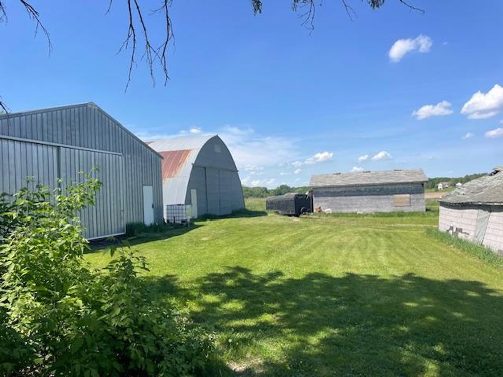 8301 181st Avenue NW, Anoka, MN 55303 — exterior