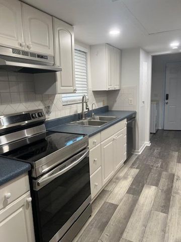 8004 Miramar Avenue, Fort Pierce, FL 34951