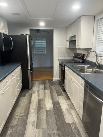 8004 Miramar Avenue, Fort Pierce, FL 34951