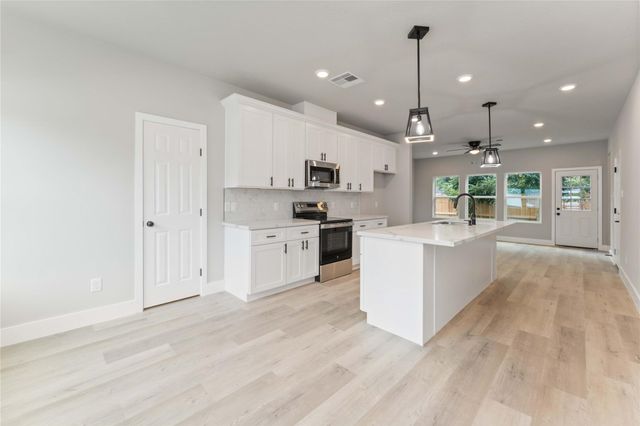 5420 Lynnfield Street A, Houston, TX 77028