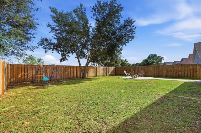 1047 BLUEGRASS DRIVE, Groveland, FL 34736