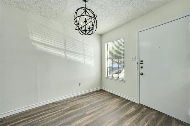 204 Northwest DR E, Round Rock, TX 78664