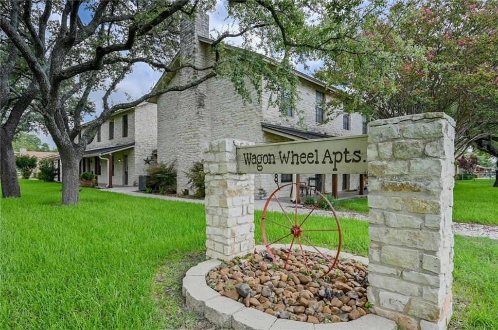 204 Northwest DR E, Round Rock, TX 78664