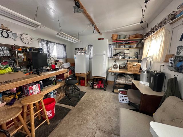 1012 Central Avenue, Evansdale, IA 50707