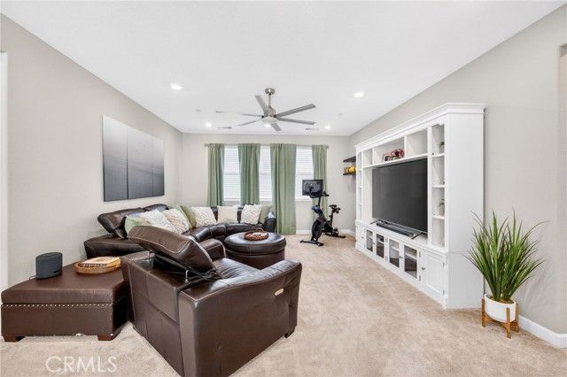 731 Westbrook Loop, San Marcos, CA 92078