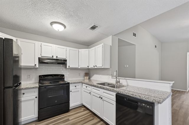 27812 Red Fox Road, Tomball, TX 77377