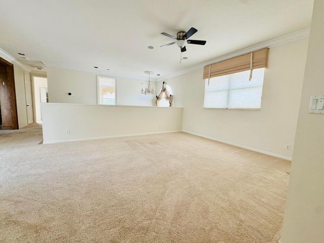 9843 Via Amati, Lake Worth, FL 33467