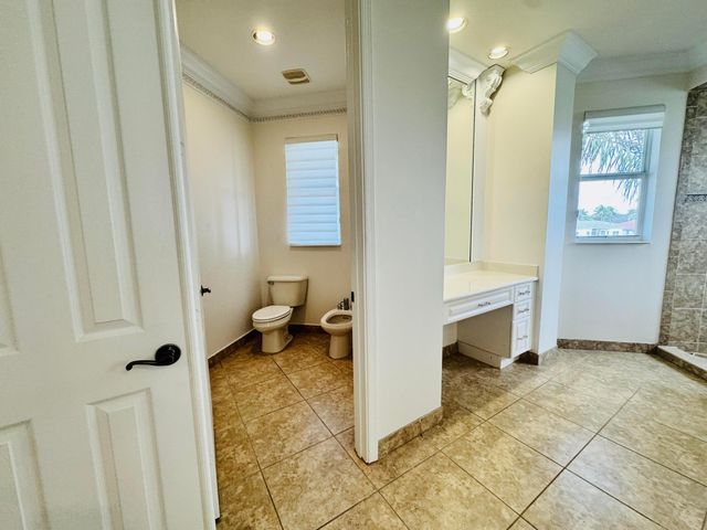 9843 Via Amati, Lake Worth, FL 33467
