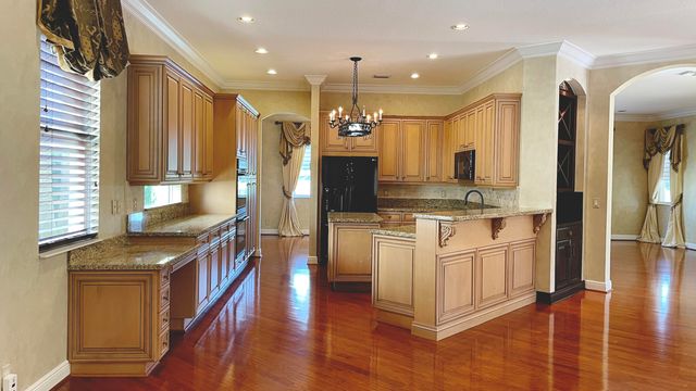 9843 Via Amati, Lake Worth, FL 33467