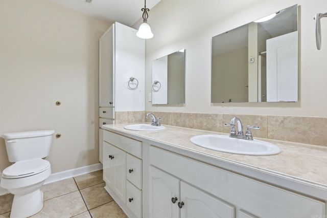 304 S 3rd St, Benton, AR 72015