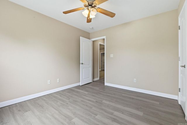 304 S 3rd St, Benton, AR 72015