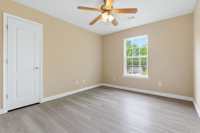 304 S 3rd St, Benton, AR 72015