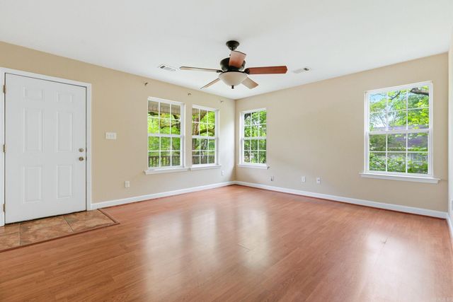 304 S 3rd St, Benton, AR 72015