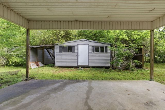 304 S 3rd St, Benton, AR 72015