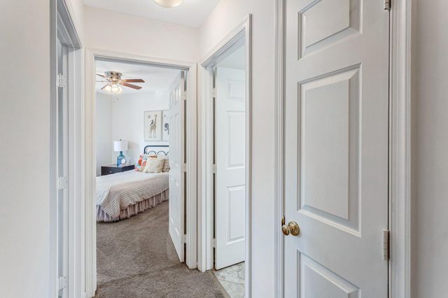 2562 GRAYTON LN, Woodbridge, VA 22191