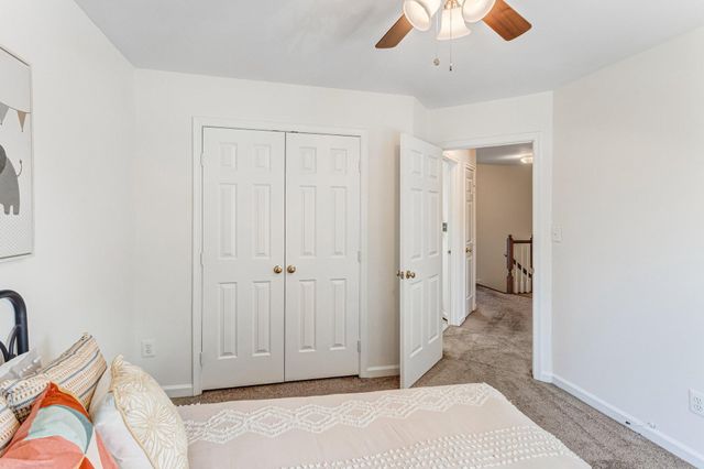 2562 GRAYTON LN, Woodbridge, VA 22191