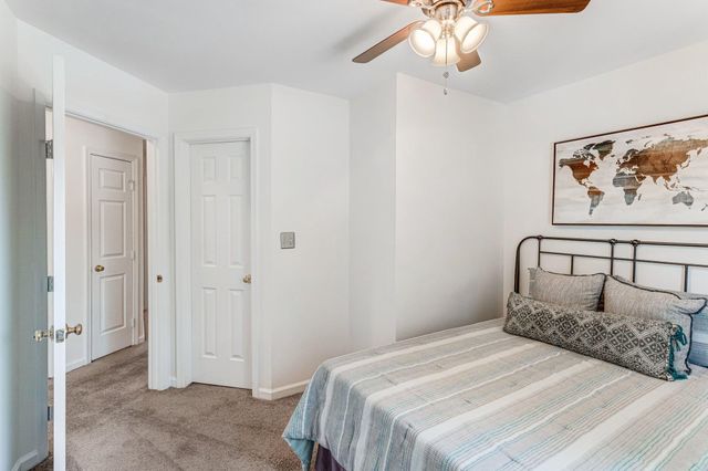 2562 GRAYTON LN, Woodbridge, VA 22191
