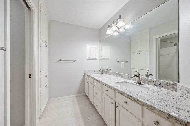 9203 Shadowcrest Drive, College Station, TX 77845