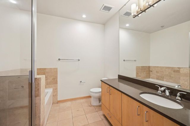 3104 W Lake Street 306, Minneapolis, MN 55416