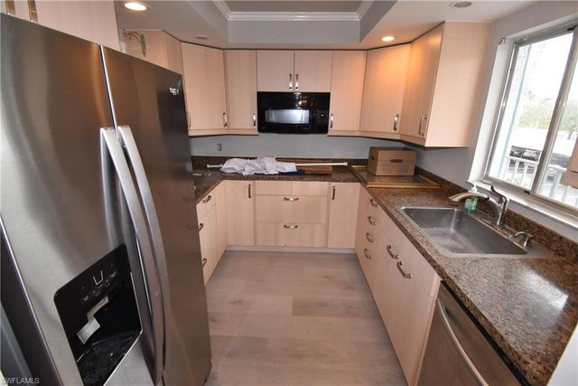 5667 Rattlesnake Hammock Rd Apt 205B 205, Naples, FL 34113