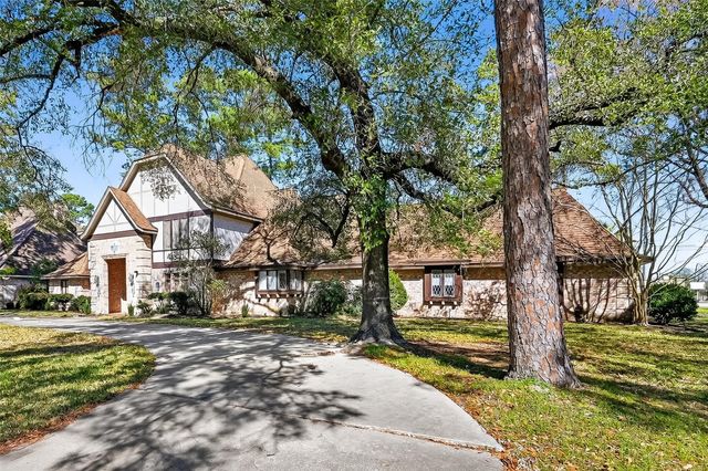 11302 Hylander Drive, Houston, TX 77070