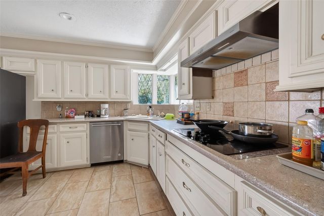 11302 Hylander Drive, Houston, TX 77070