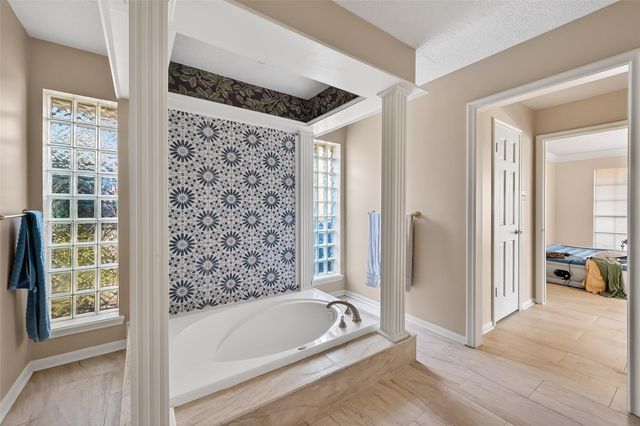 11302 Hylander Drive, Houston, TX 77070