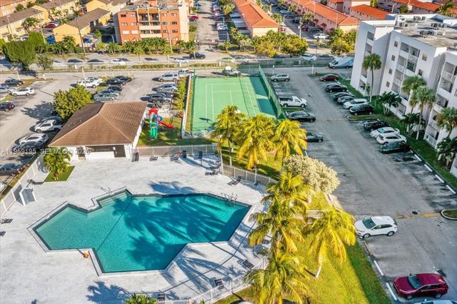 8075 NW 7th St 120, Miami, FL 33126