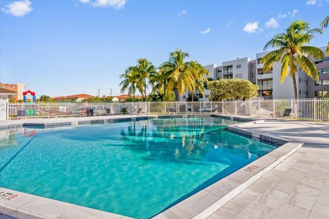 8075 NW 7th St 120, Miami, FL 33126