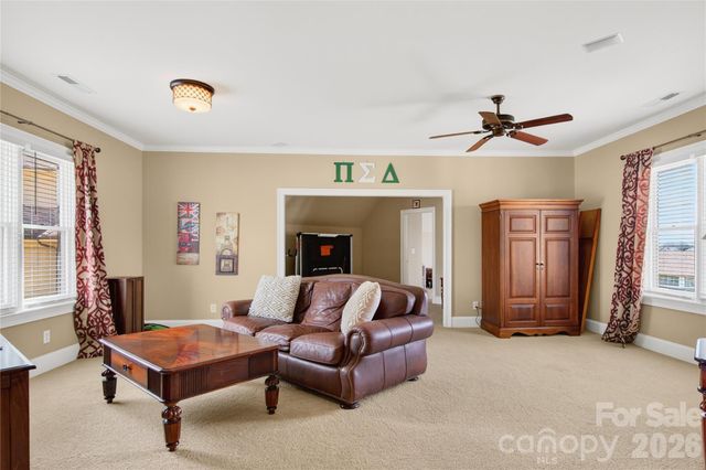 19442 Peninsula Shores Drive, Cornelius, NC 28031