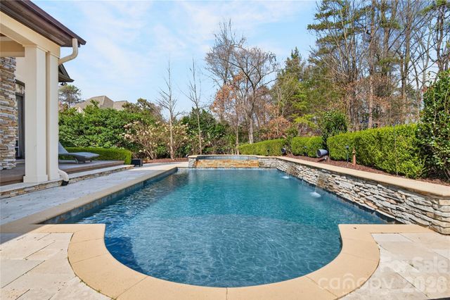 19442 Peninsula Shores Drive, Cornelius, NC 28031