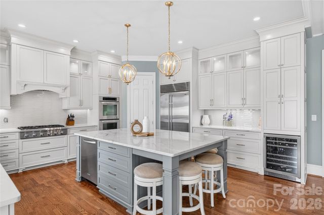 19442 Peninsula Shores Drive, Cornelius, NC 28031