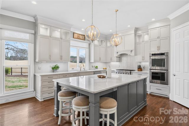 19442 Peninsula Shores Drive, Cornelius, NC 28031